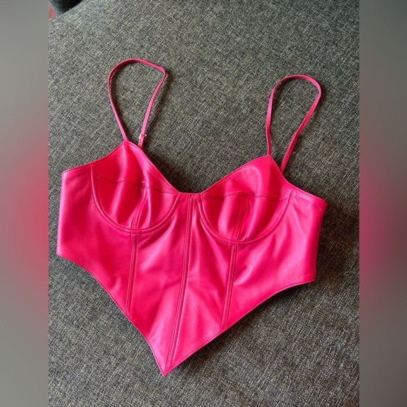 Pink set worn once - Picture 8 of 11